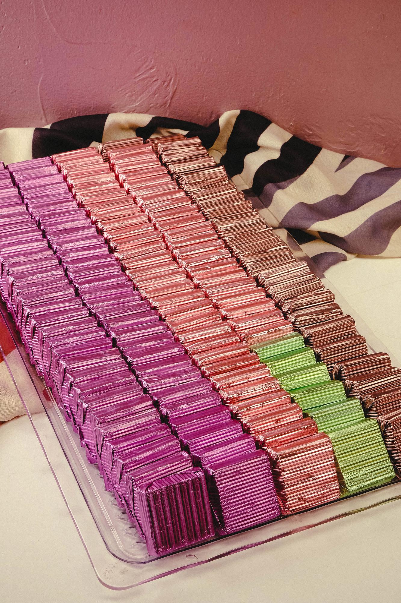 Pricing mood: swatches and sample tags